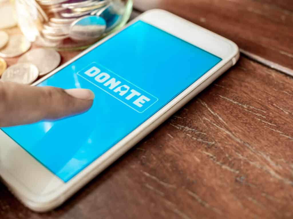 How to Donate on Twitch Mobile