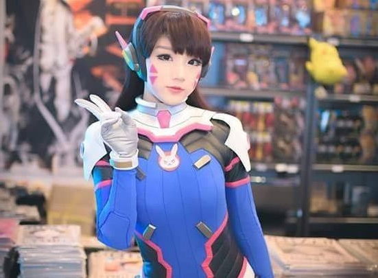 Aza Miyuko cosplay